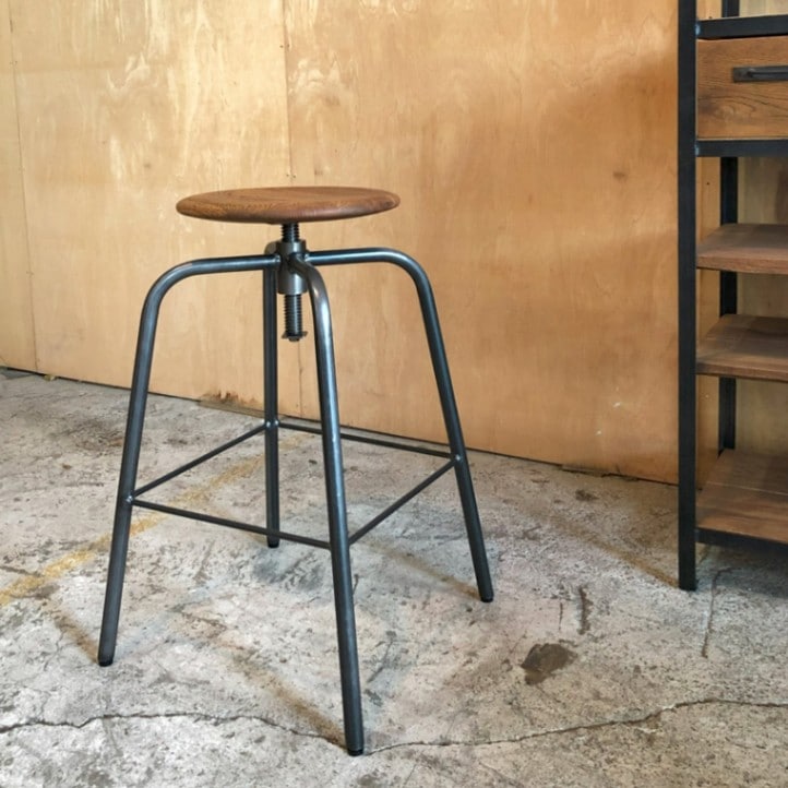 KURAGE BAR STOOL 01
