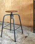 KURAGE BAR STOOL 01