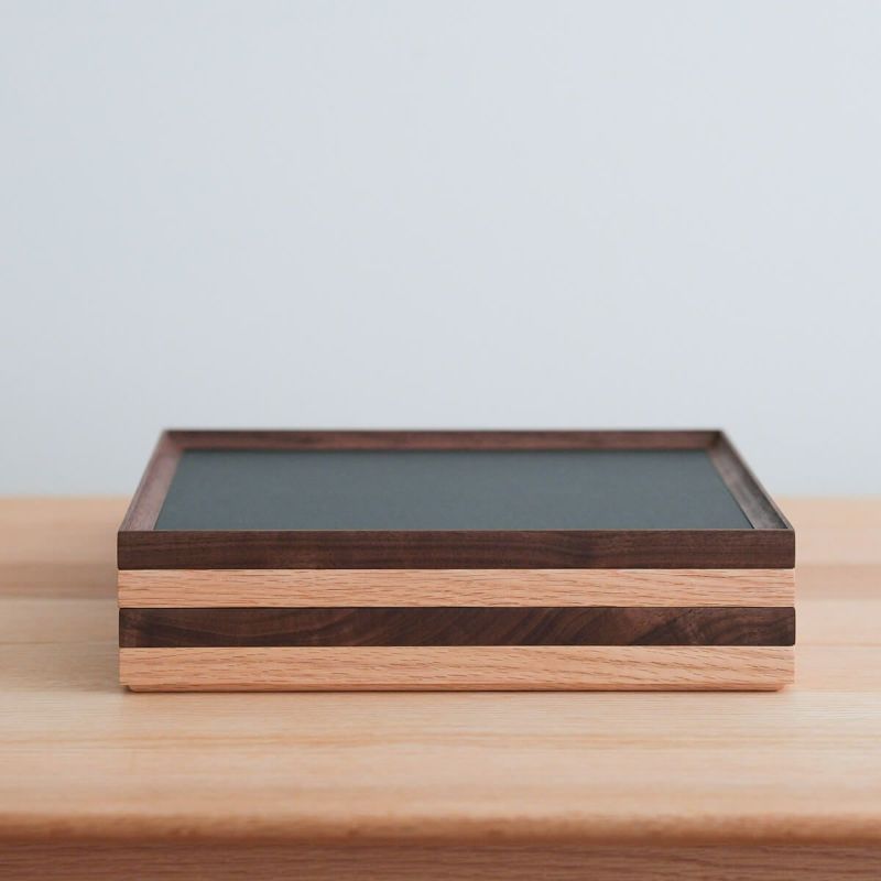 FM STACKABLE TRAY SQUARE