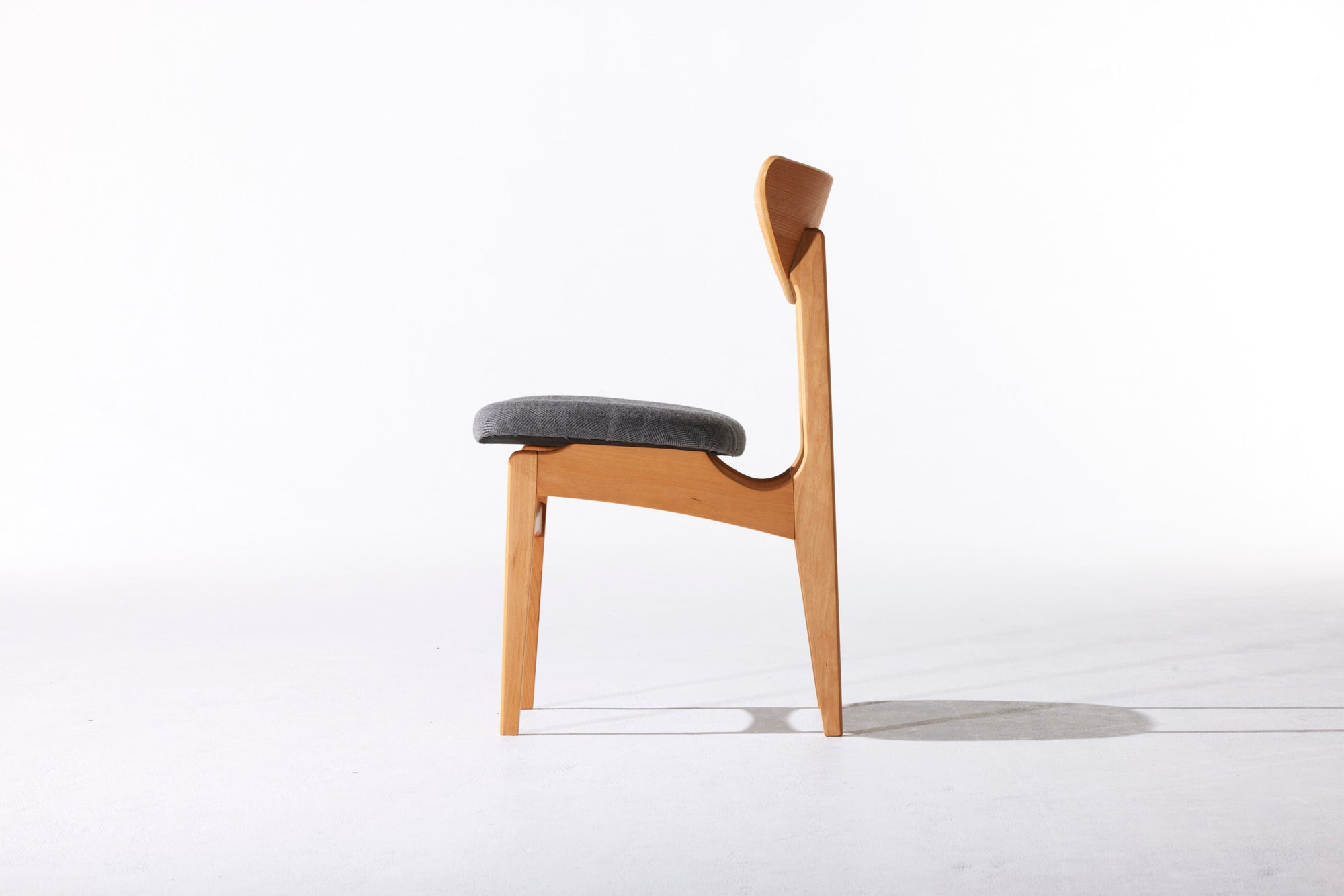 KARL DINING CHAIR