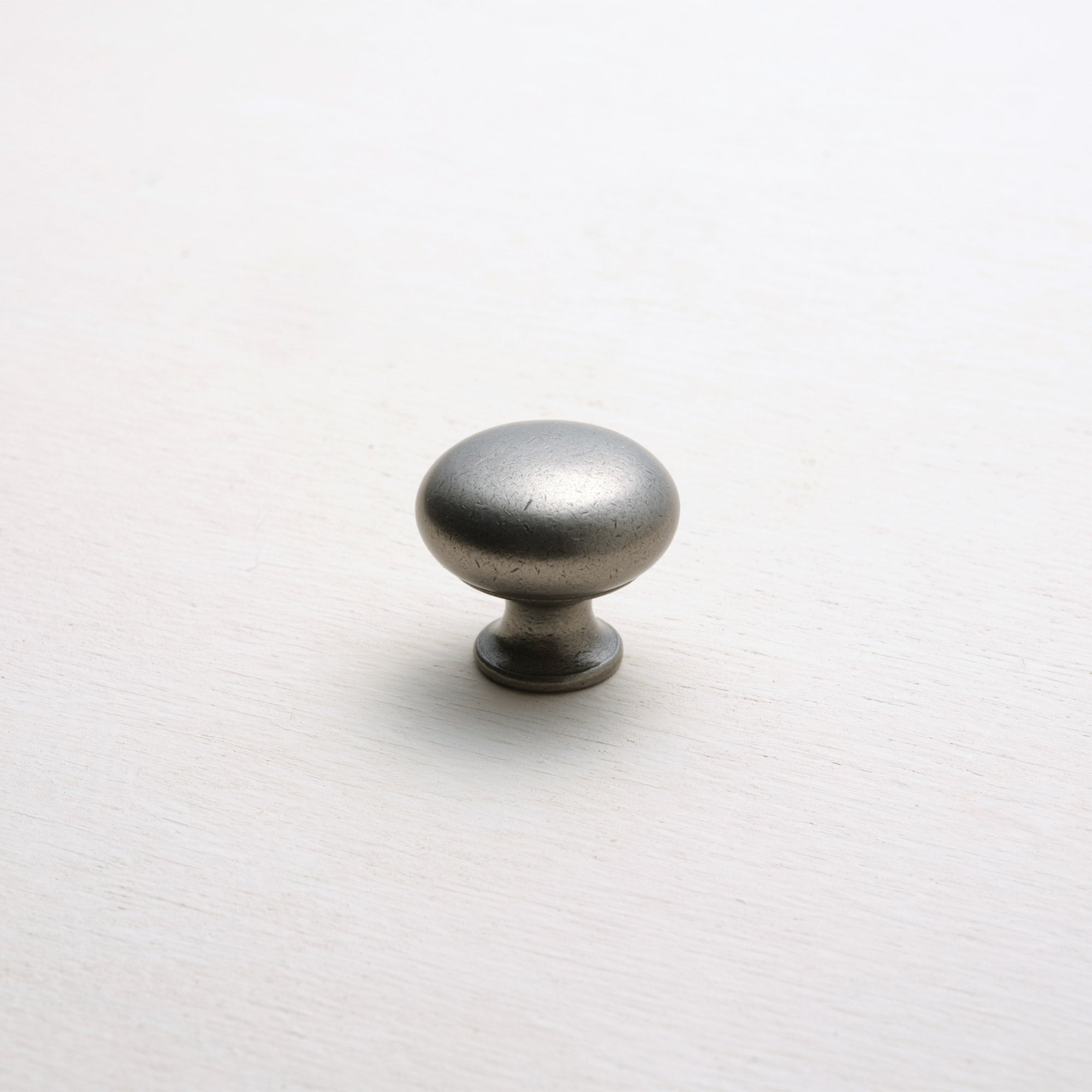 toolbox | Cast Iron Kitchen Handle - Round Ball Knob 30