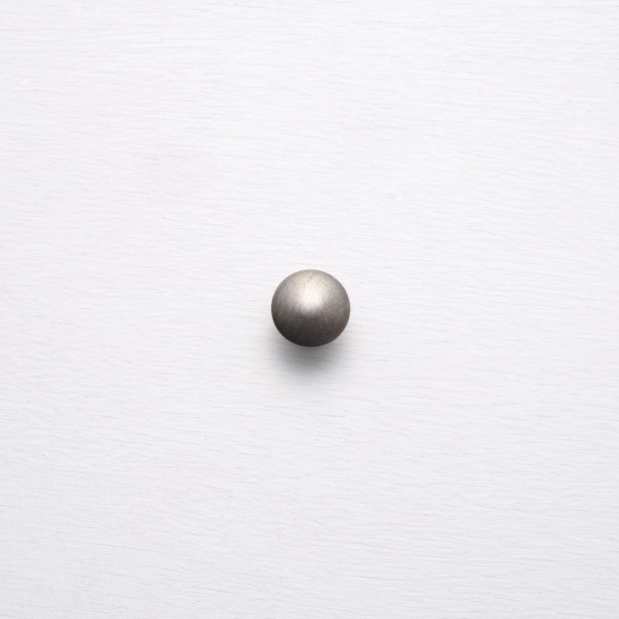 toolbox | Cast Iron Kitchen Handle - Round Slim Knob 20