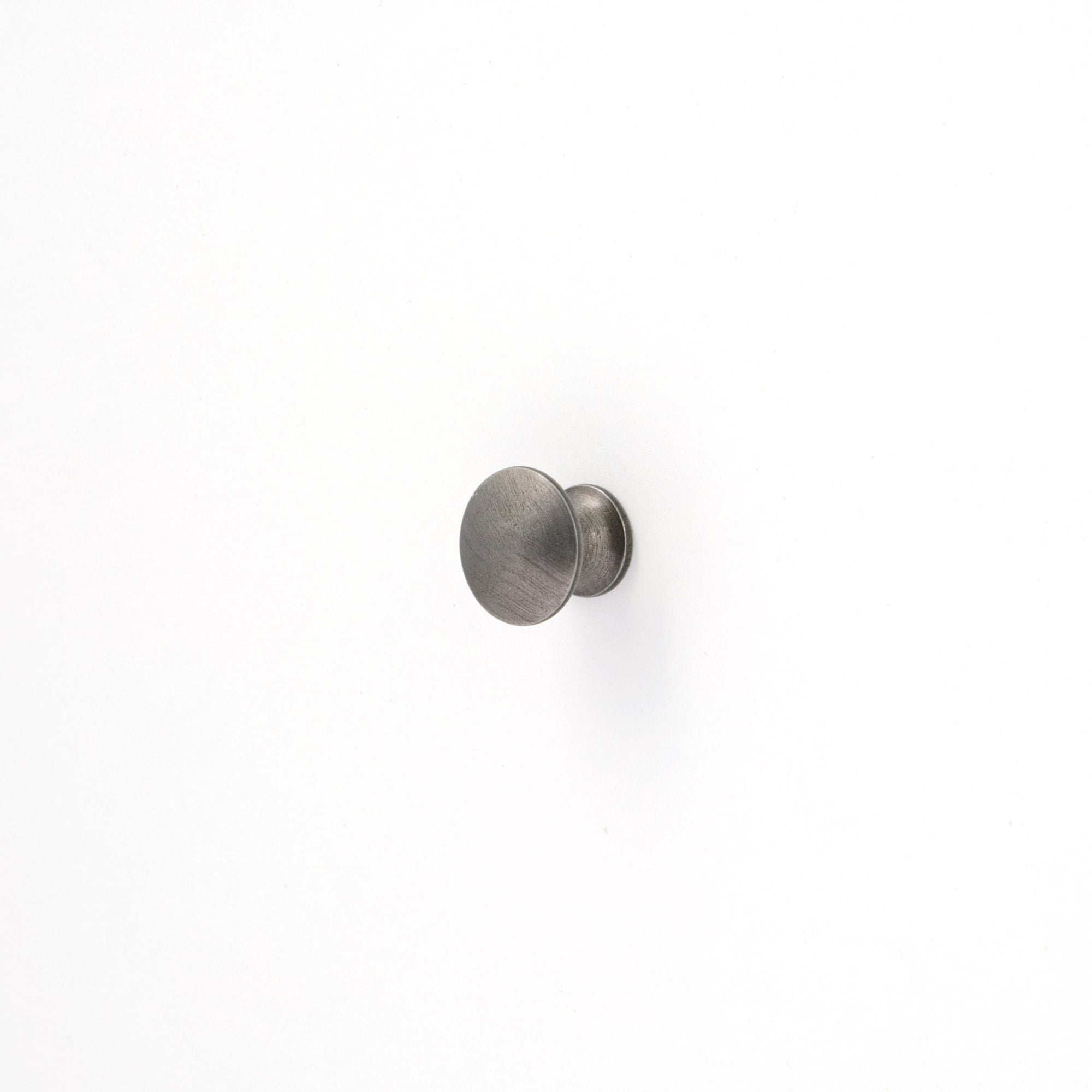 toolbox | Cast Iron Kitchen Handle - Round Slim Knob 20