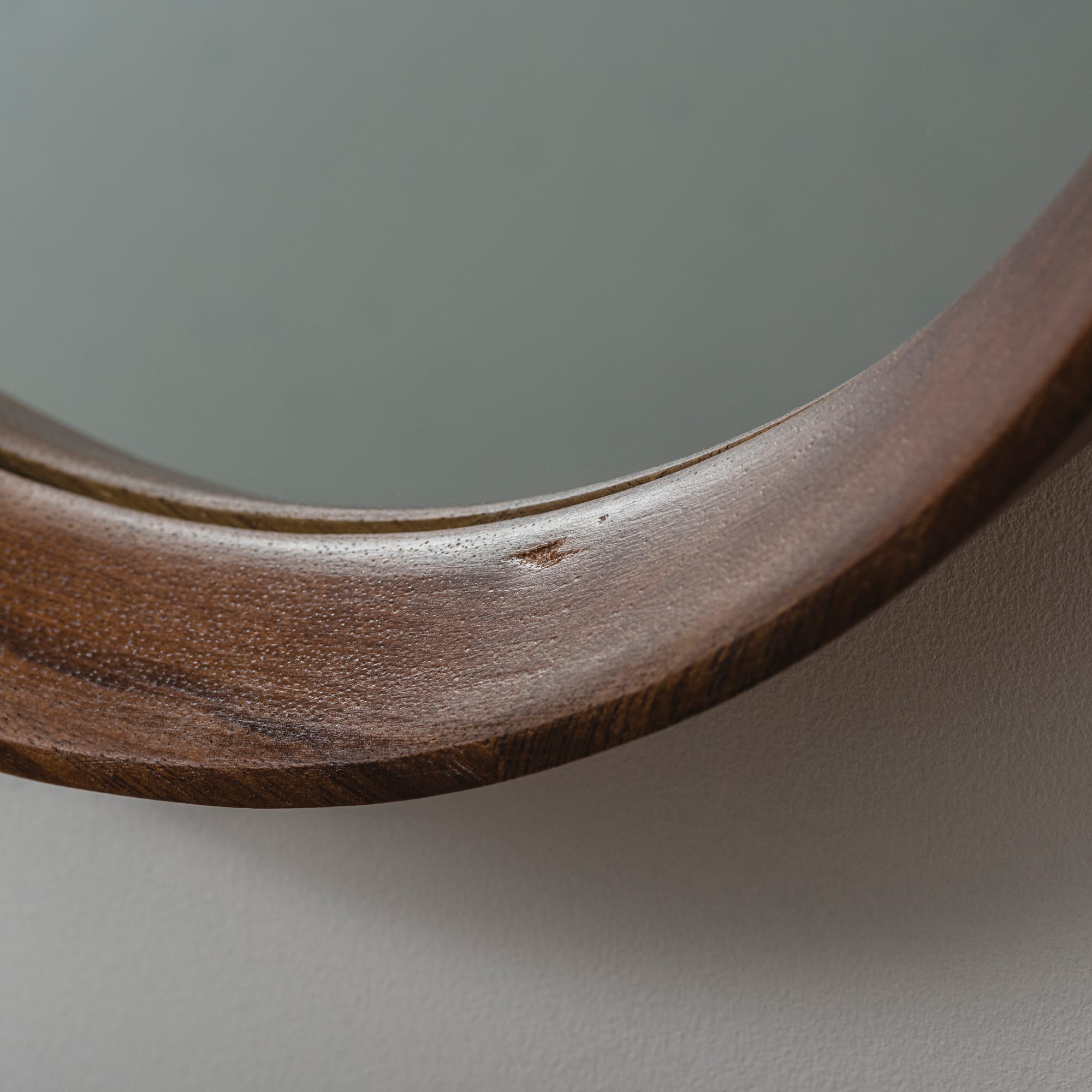 toolbox | Wooden Round Mirror