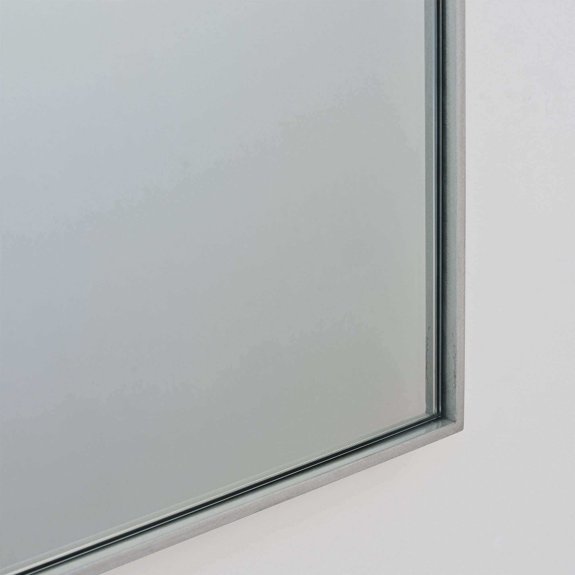 toolbox | Metal Frame Mirror