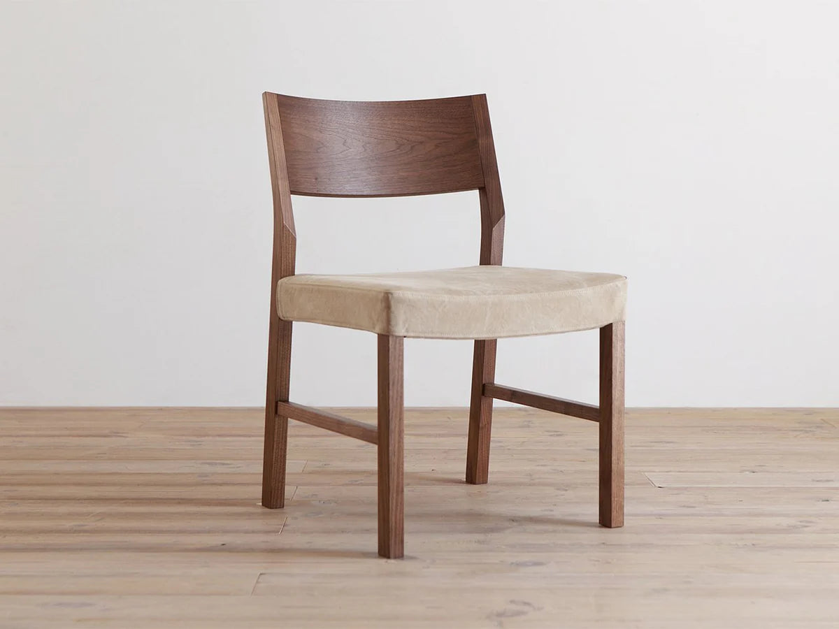 RIPOSO WOOD BACK SIDE CHAIR