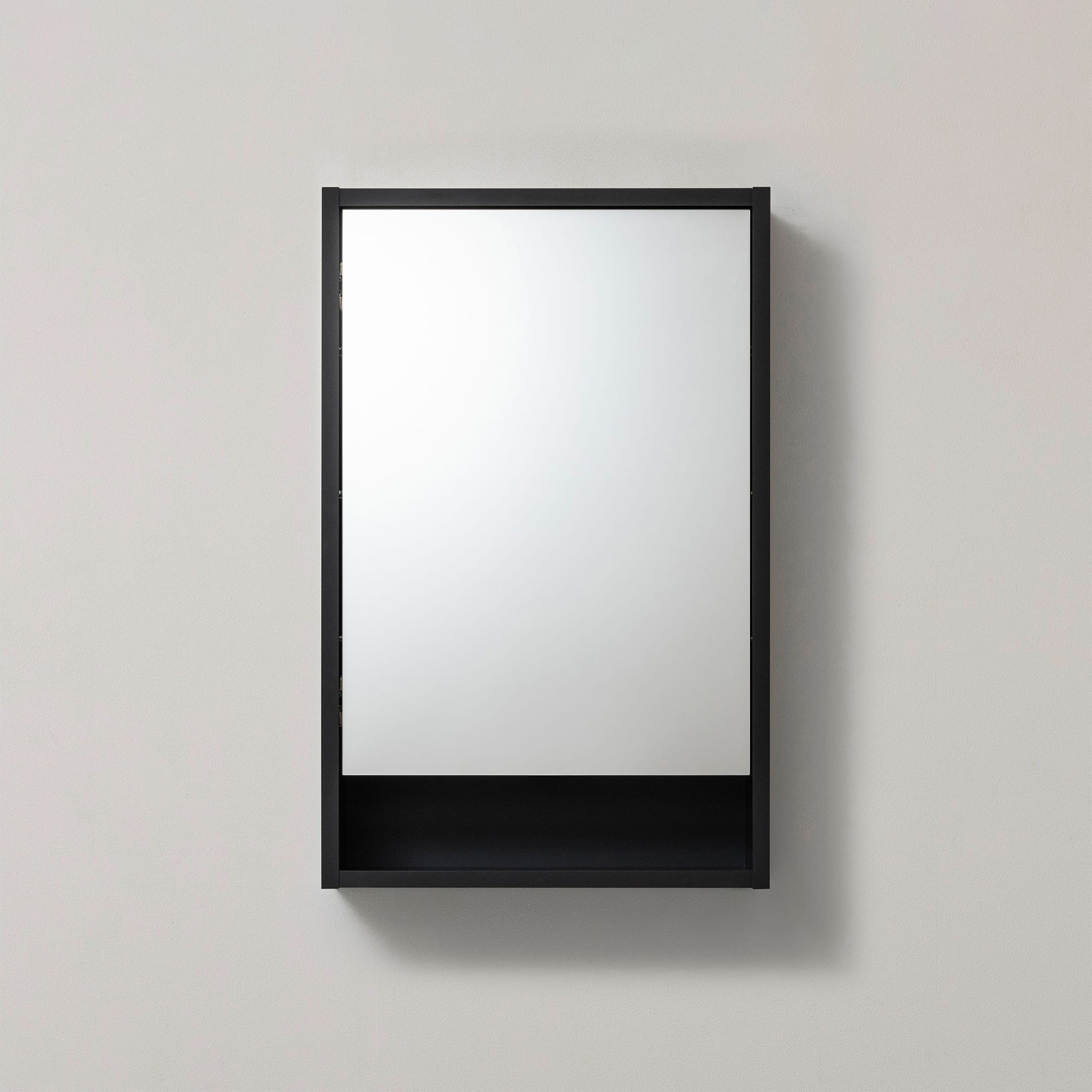 toolbox | Cropped Mirror Cabinet - W460