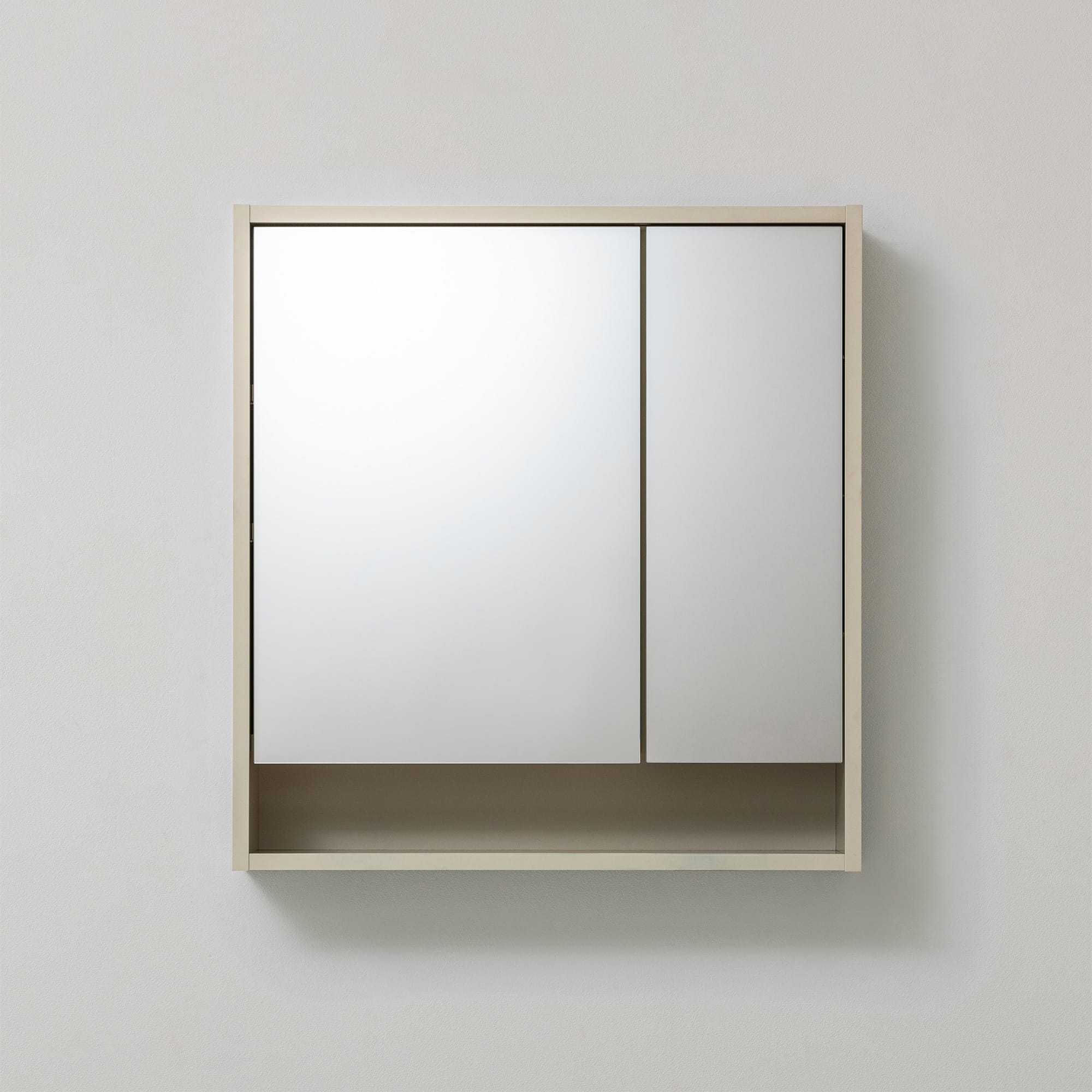 toolbox | Cropped Mirror Cabinet - W680