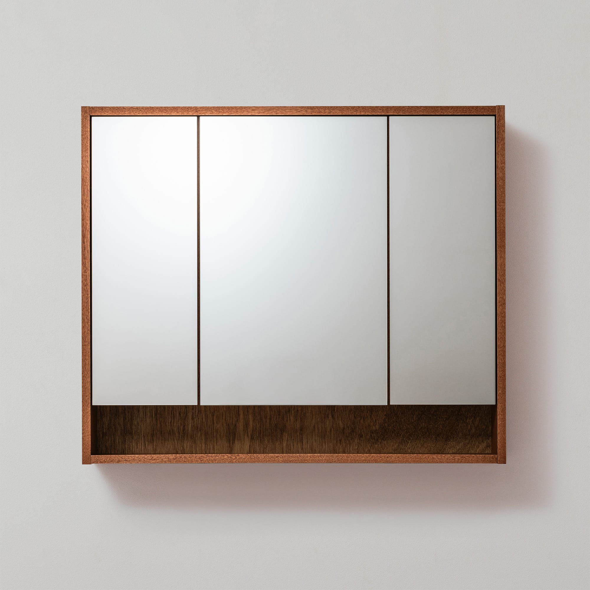 toolbox | Cropped Mirror Cabinet - W850