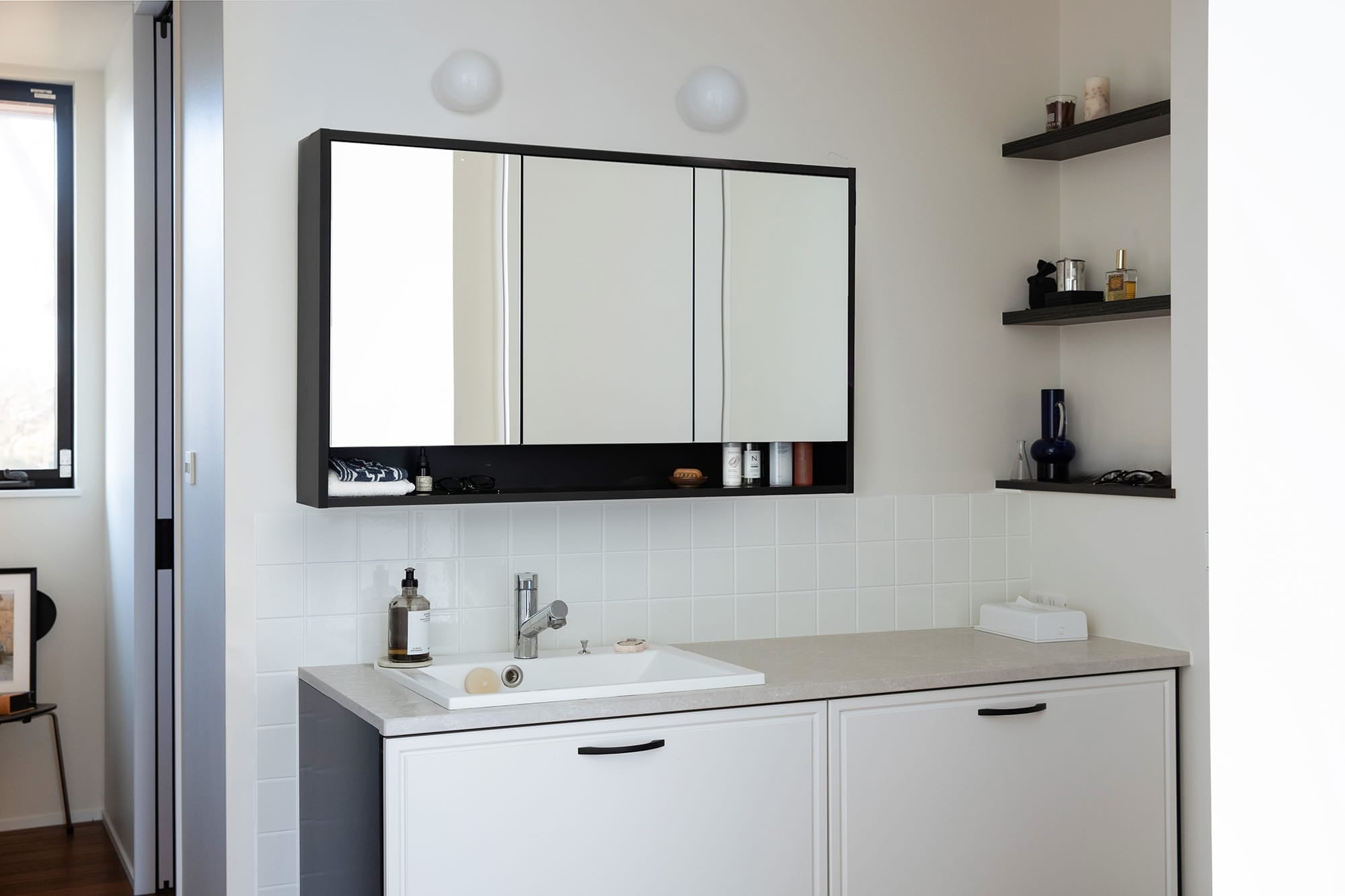 toolbox | Cropped Mirror Cabinet - W1180