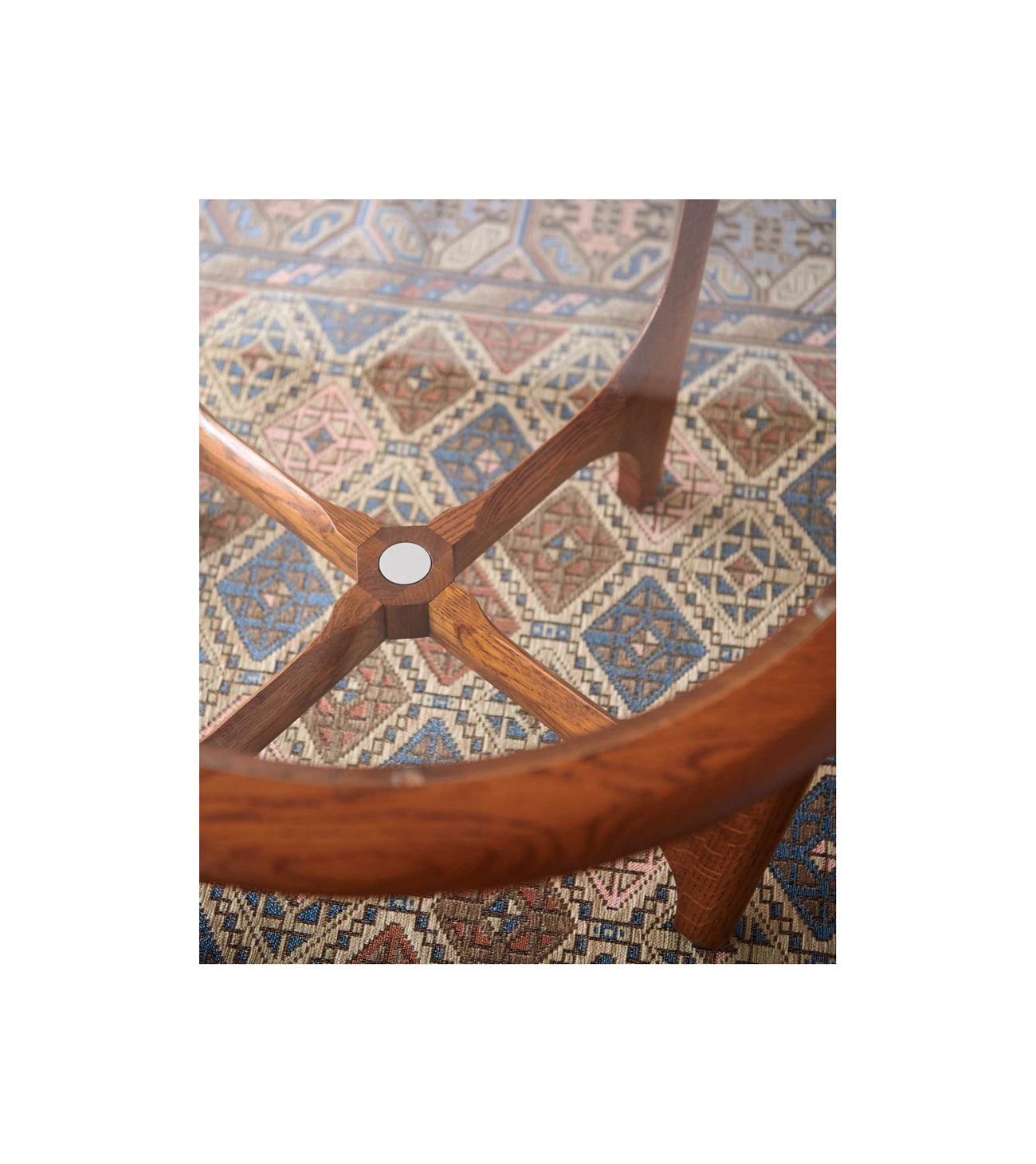 SILHOUETTE CENTER TABLE