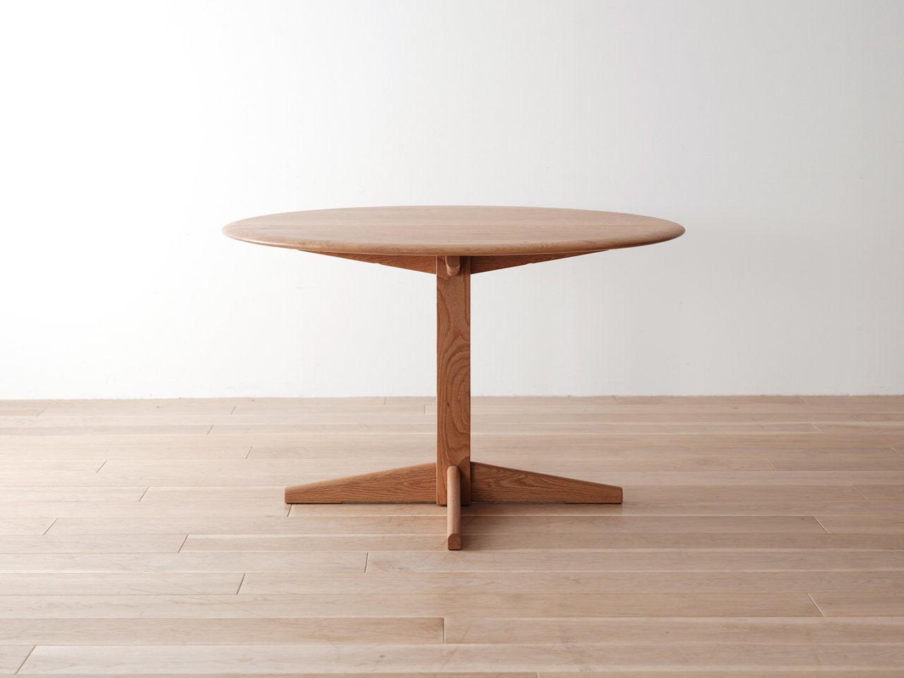 ASTA CIRCLE DINING TABLE(Ø98 / Ø112)