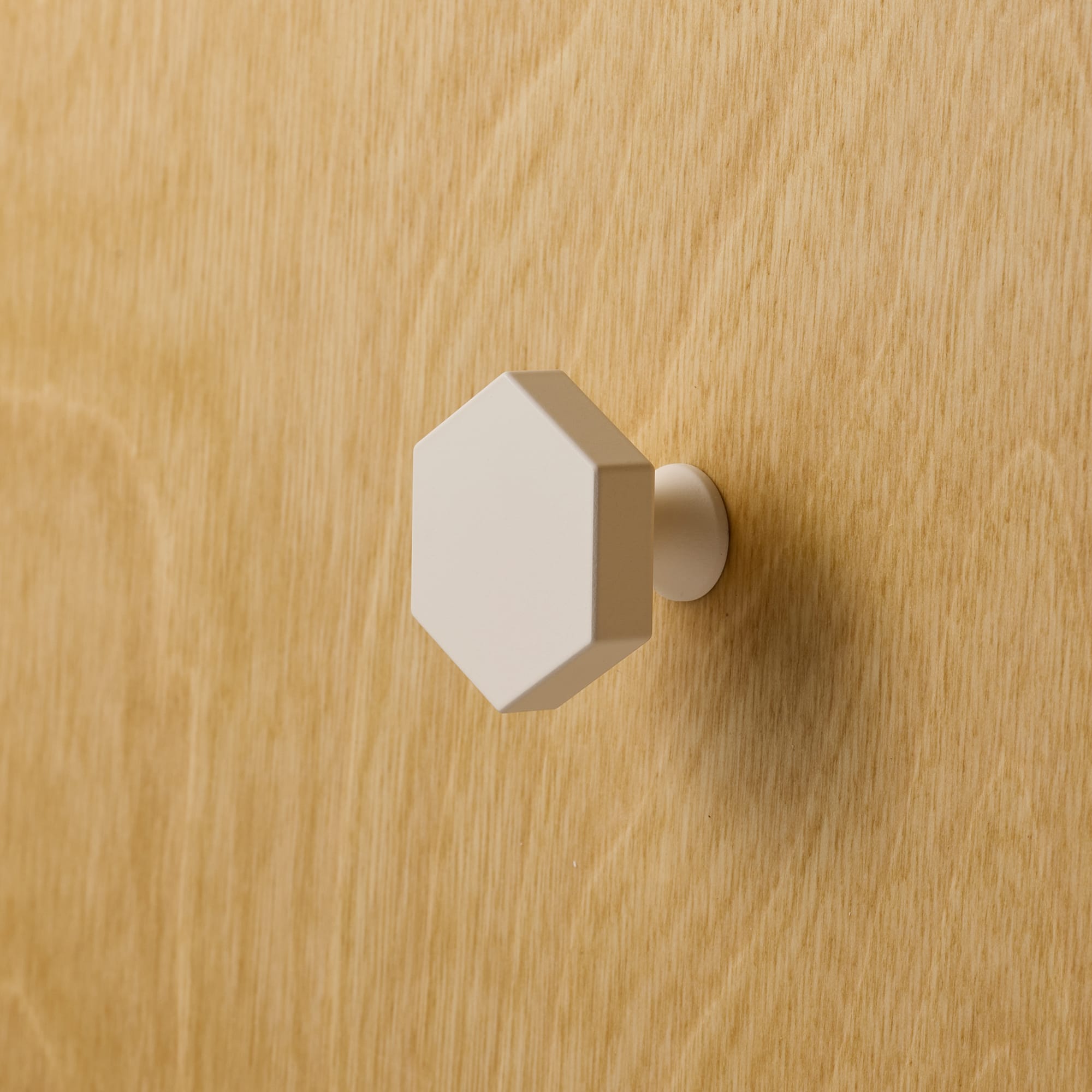 toolbox | Oh Young Min Knob Hexagonal