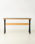 Cross Leg|Table High
