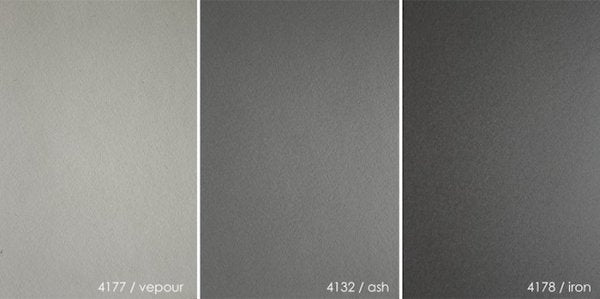 Cross Leg|Table High