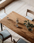 PT3 DINING TABLE W1800