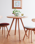 ES SIDE CHAIR