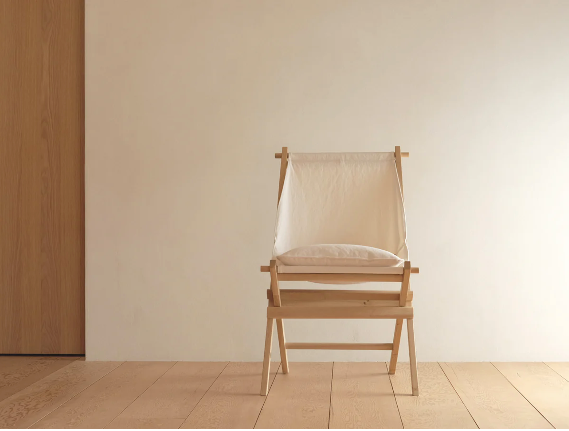 PRIMITIVO DINING CHAIR