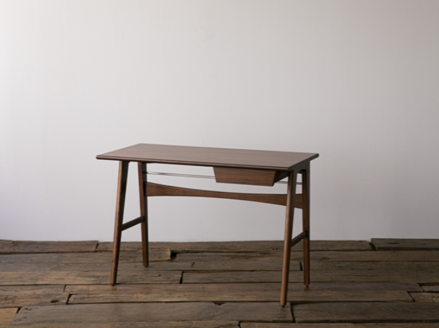DELMAR DESK