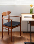 TRESTLES ARM CHAIR