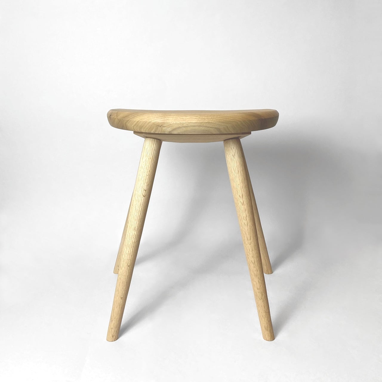 KIJIYA | Moon stool - Walnut