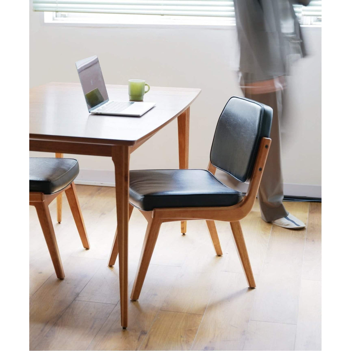 SIERRA CHAIR – HOW Furniture