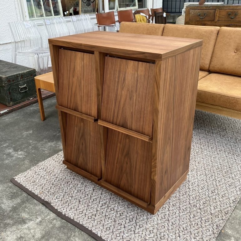 KOROVA RECORD RACK (W766 - 2R)