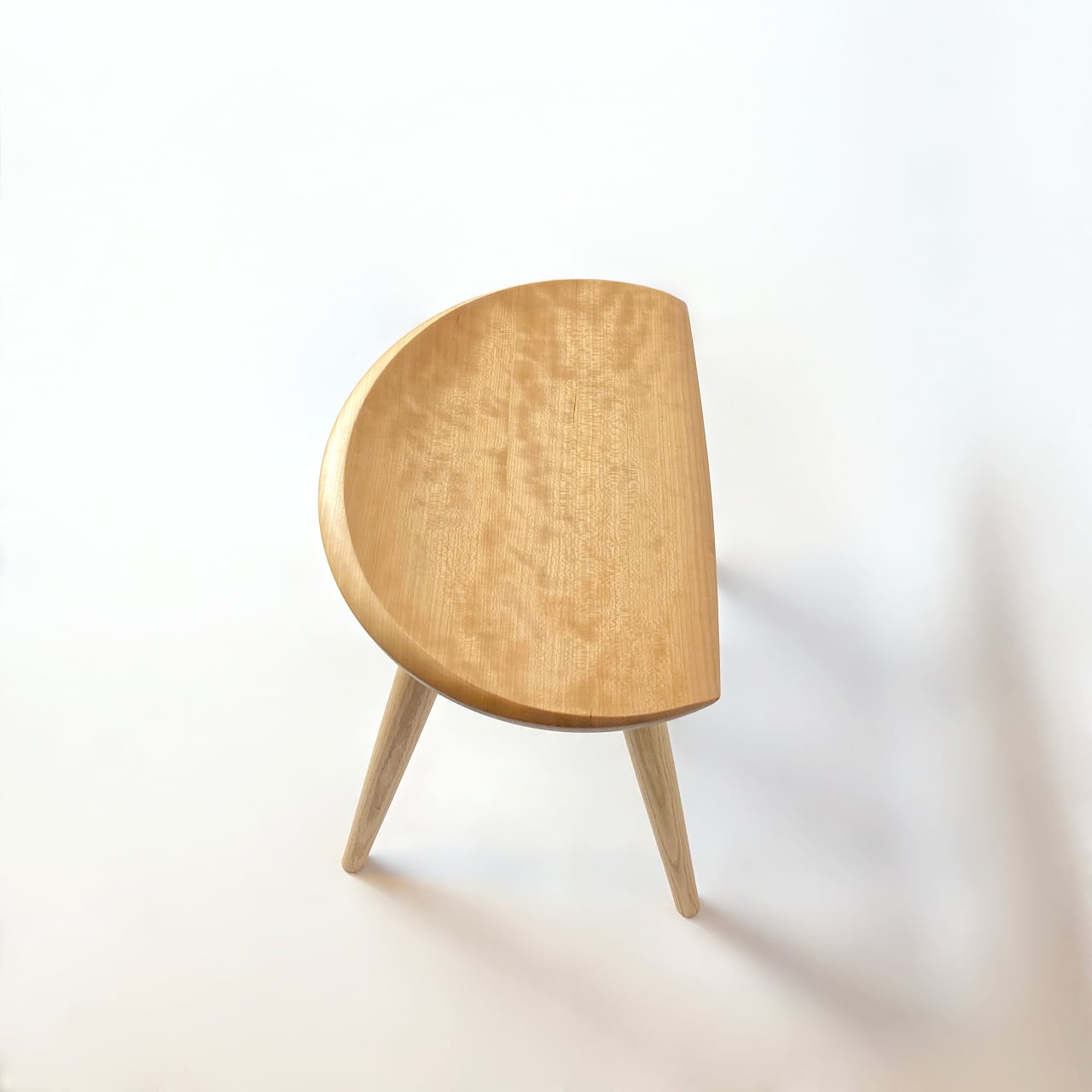 KIJIYA | Moon stool - Walnut