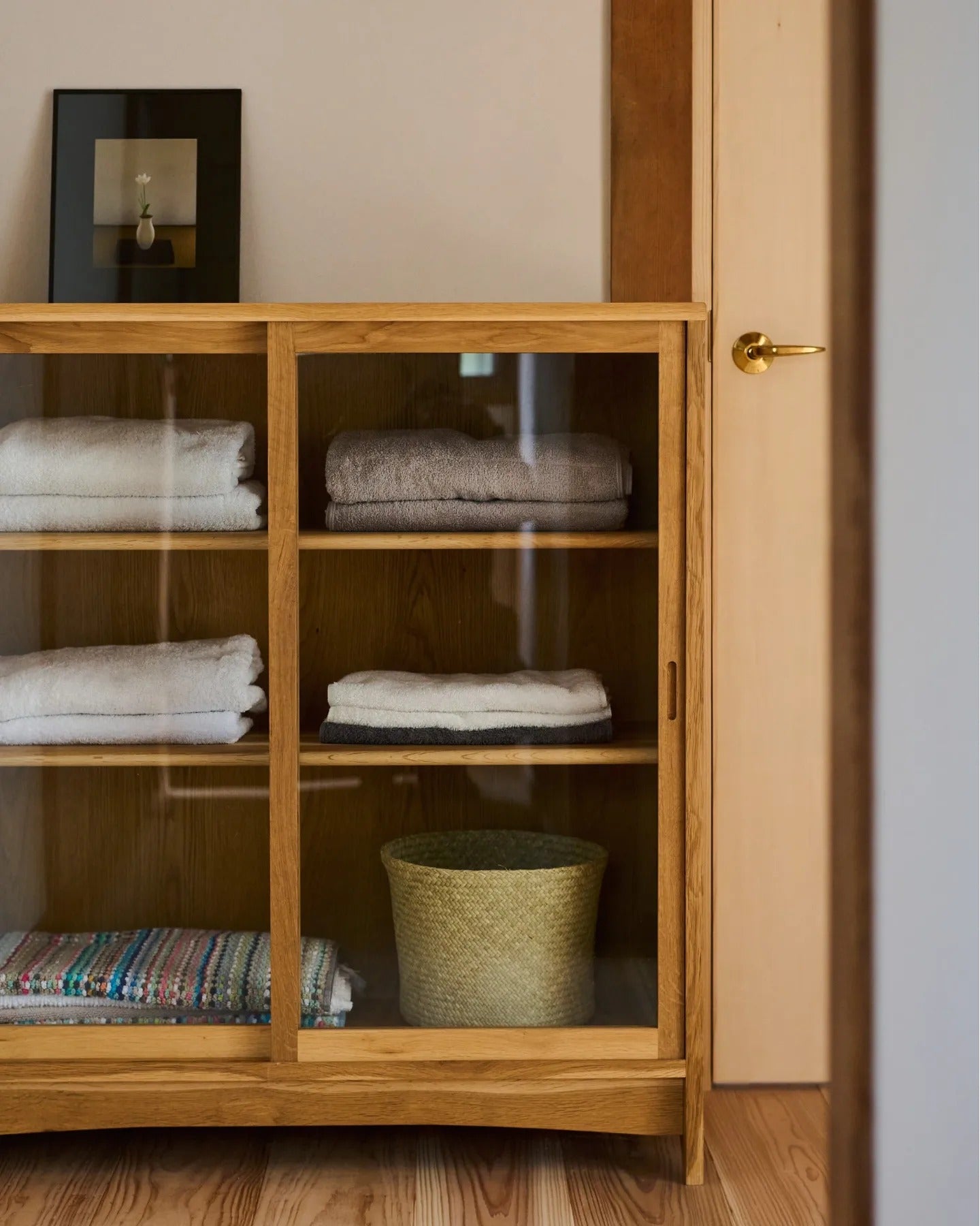 K&K 1830 AMERICA GLASS CABINET - HALF