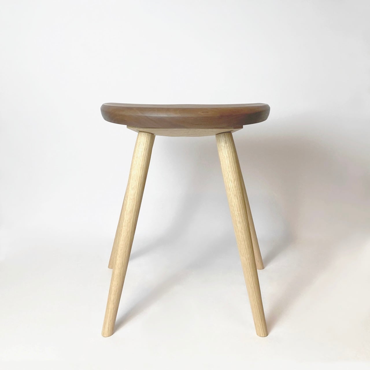 KIJIYA | Moon stool - Black Walnut