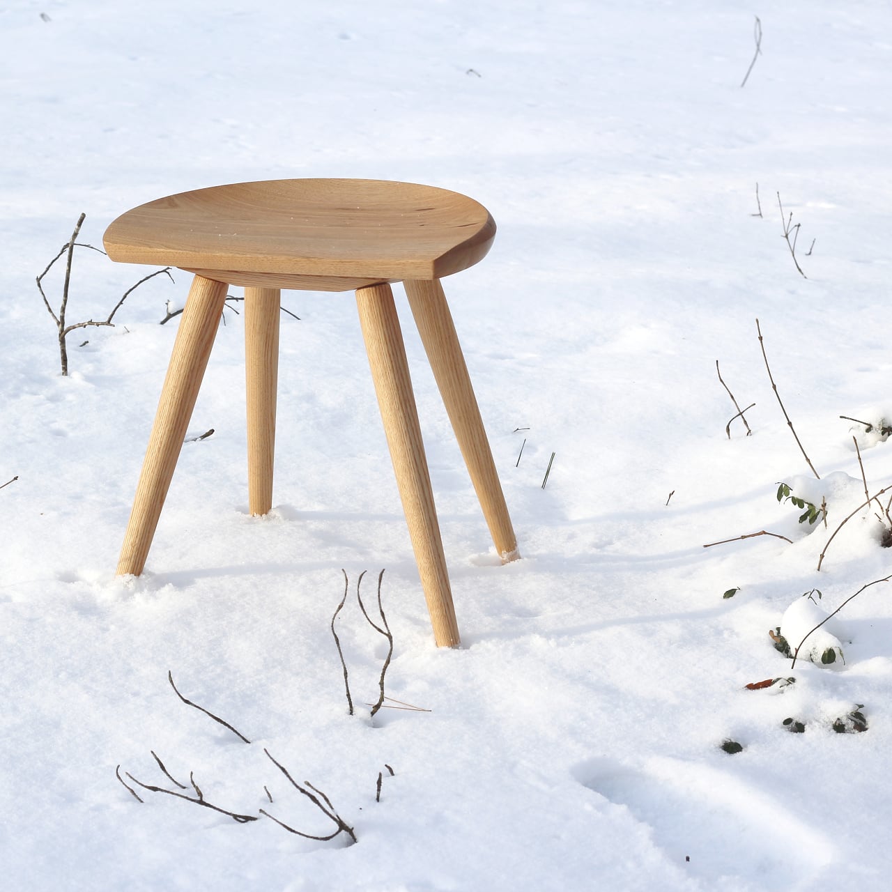 KIJIYA | Moon stool - Walnut