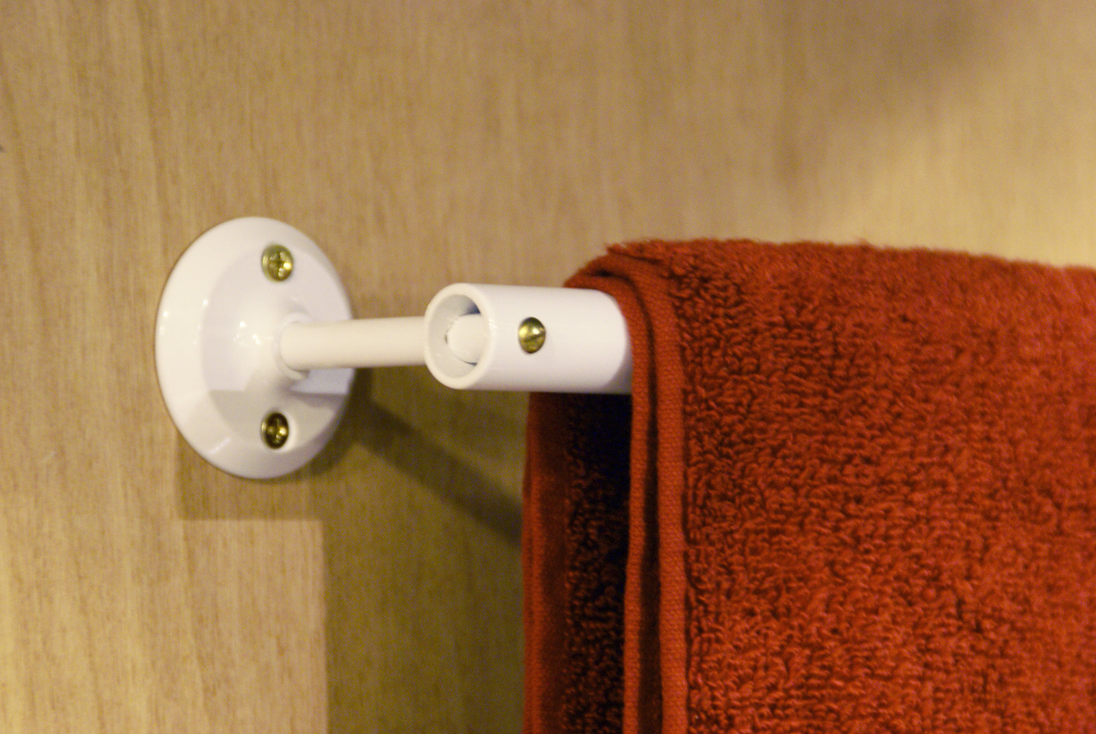 toolbox | White Steel Burst Straight