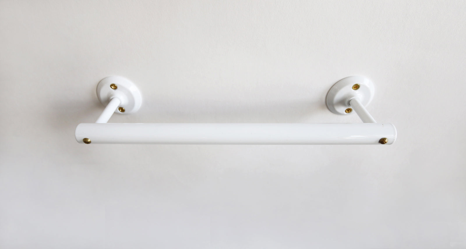 toolbox | White Steel Burst Straight