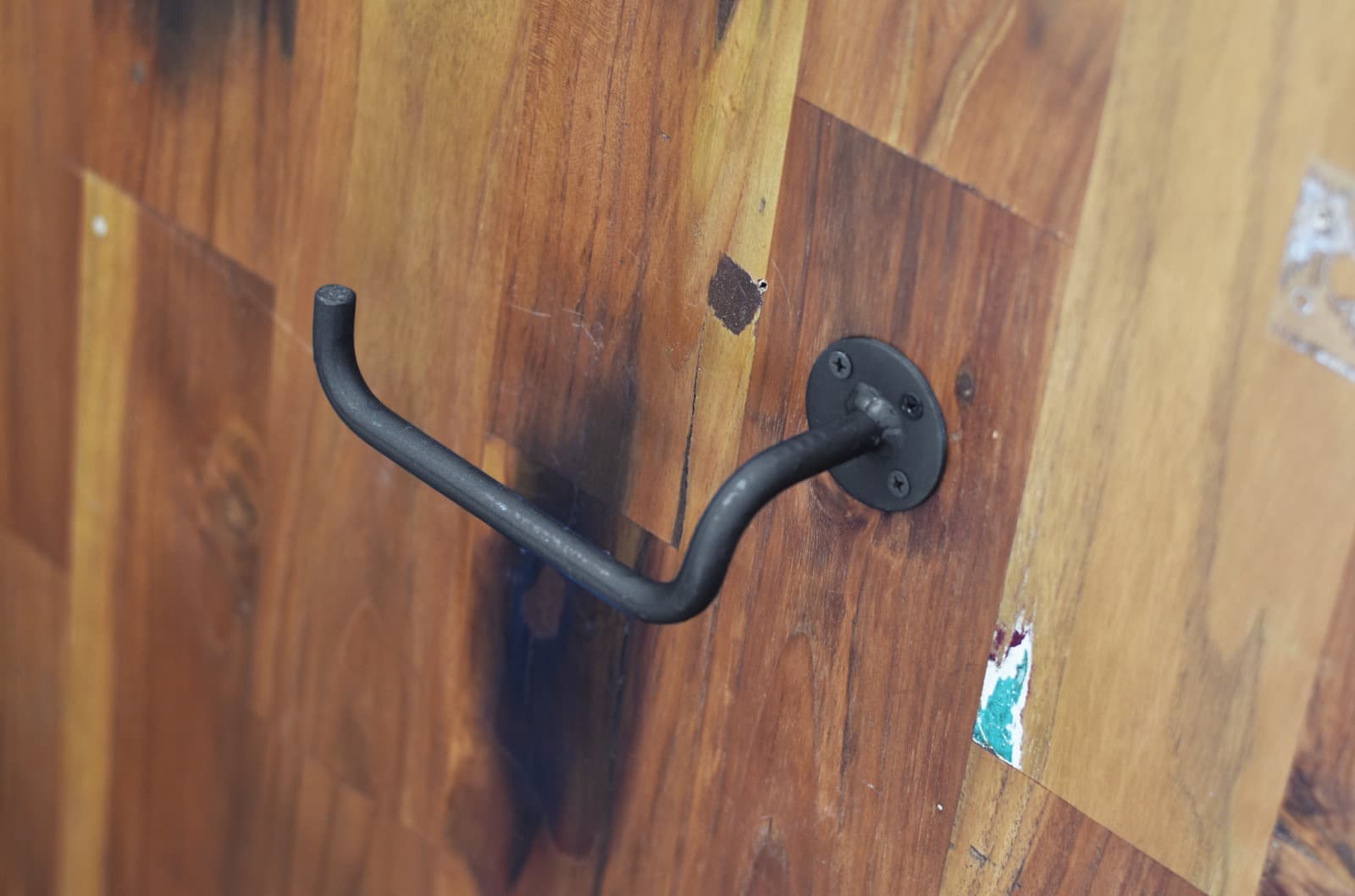 toolbox | Iron Paper Holder - Single