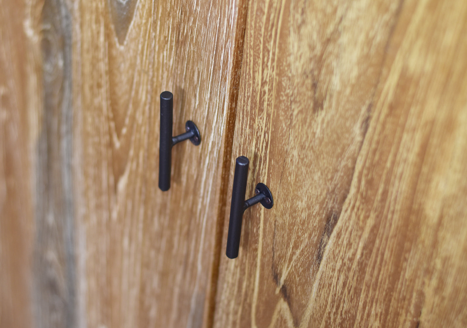 toolbox | Iron Handle Round Bar T Type