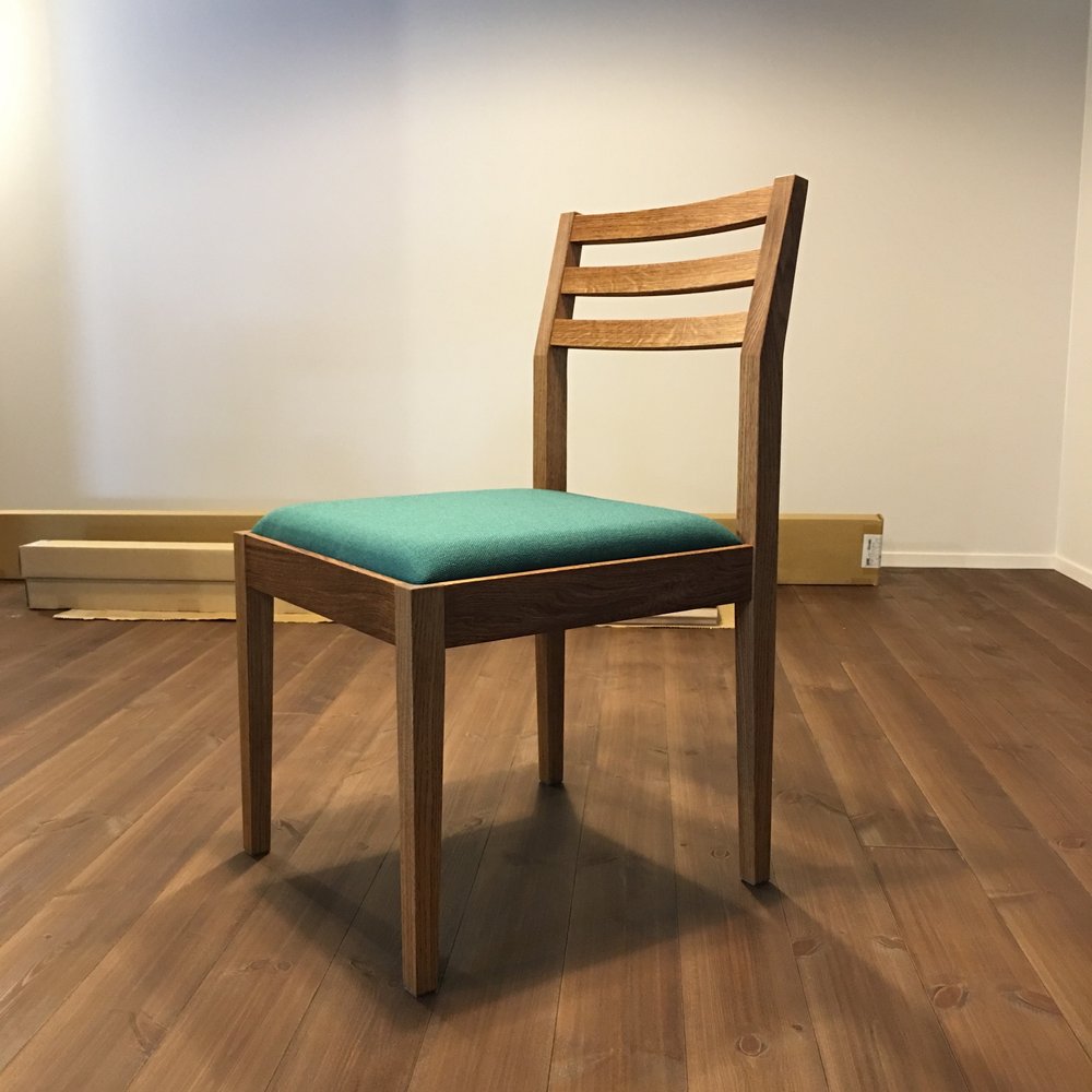 SQUARE CHAIR