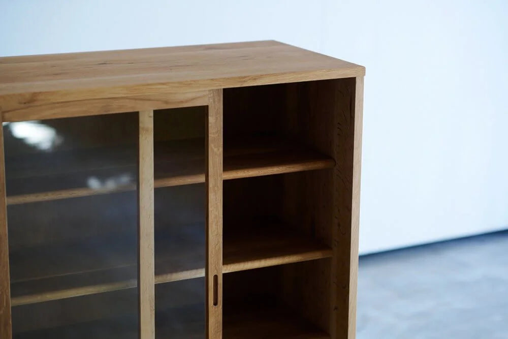 K&K 1830 AMERICA GLASS CABINET - HALF