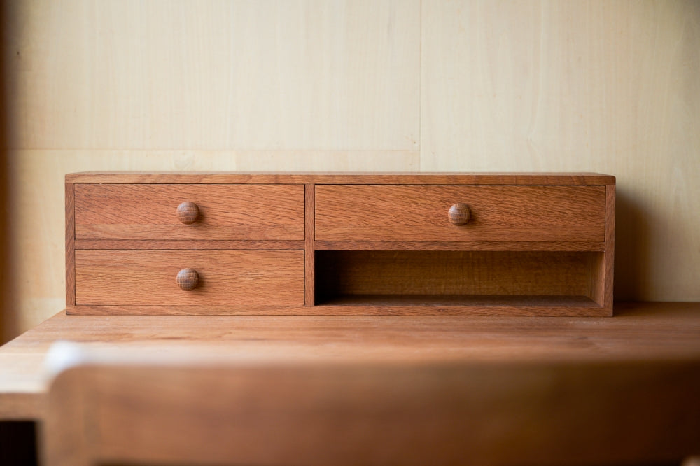 1830 AMERICA CRAFT TRAY