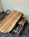 ZEPPELIN TABLE