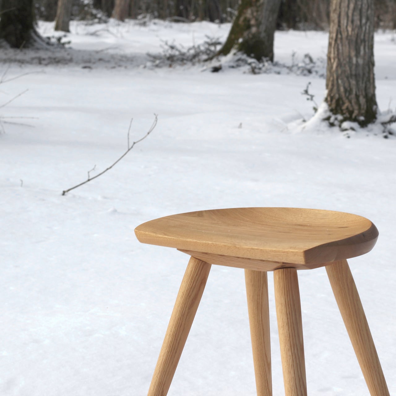 KIJIYA | Moon stool - Walnut