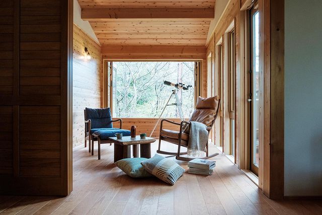 BLUEPRINT HIGH BACK ROCKING LOUNGE CHAIR