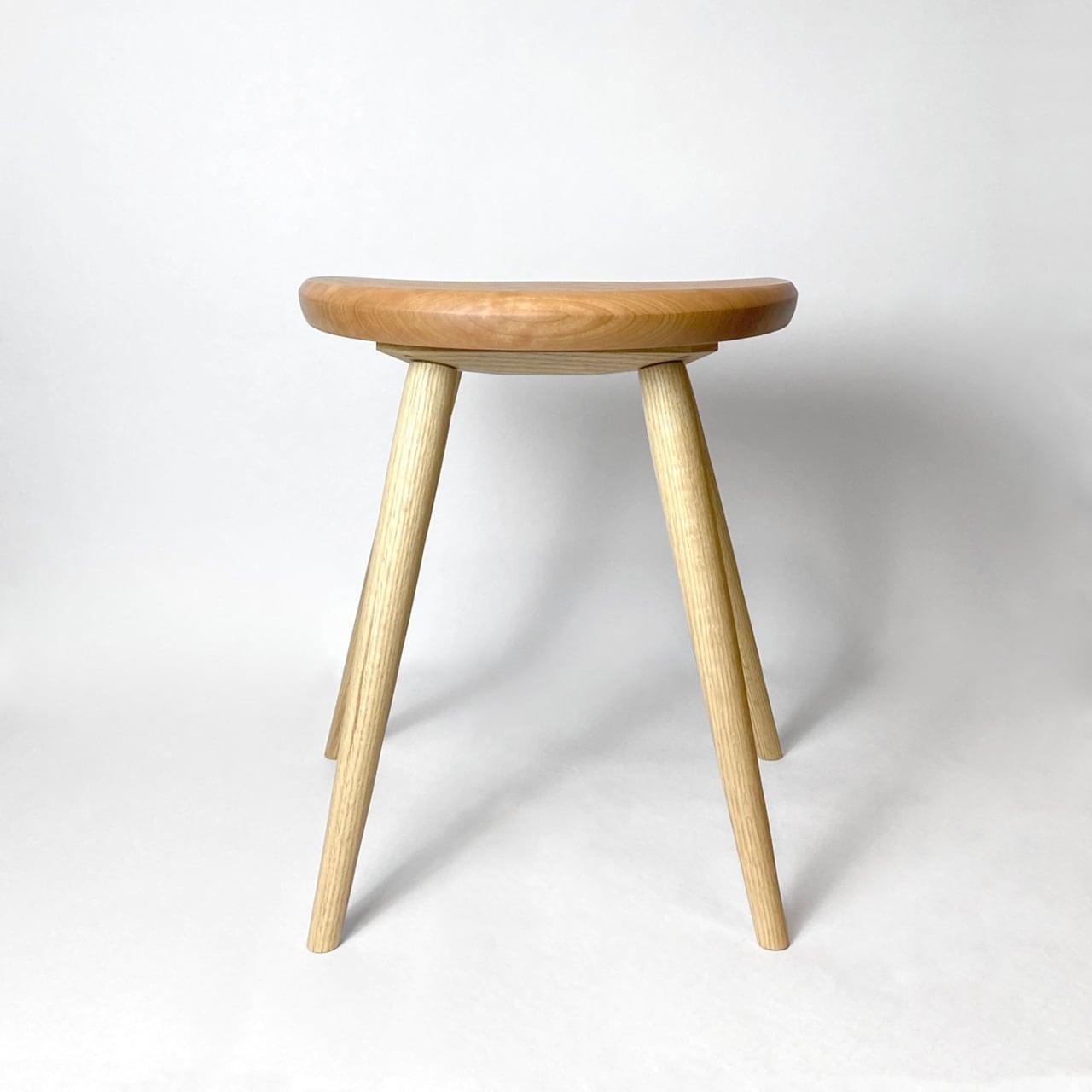 KIJIYA | Moon stool - Cherry