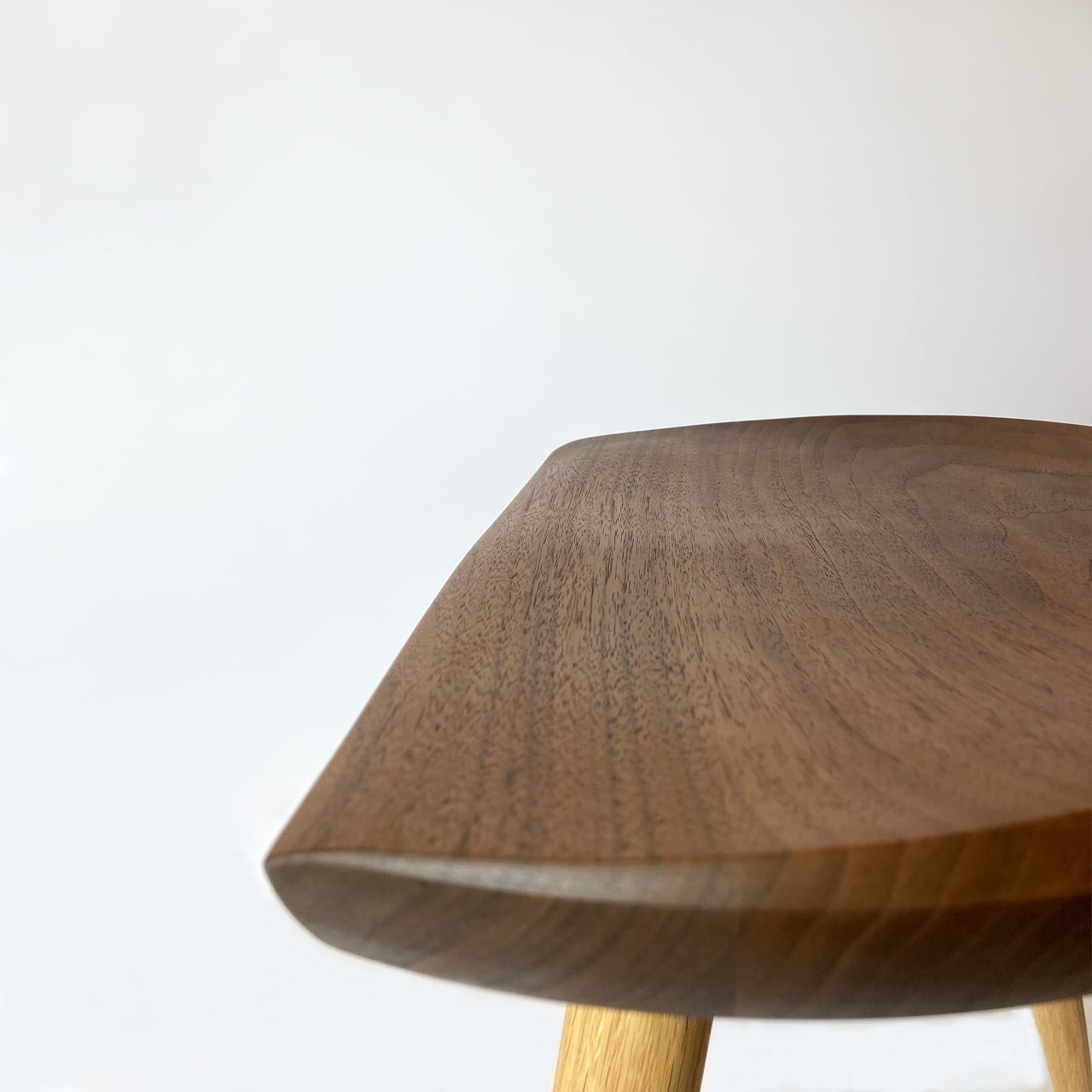KIJIYA | Moon stool - Black Walnut