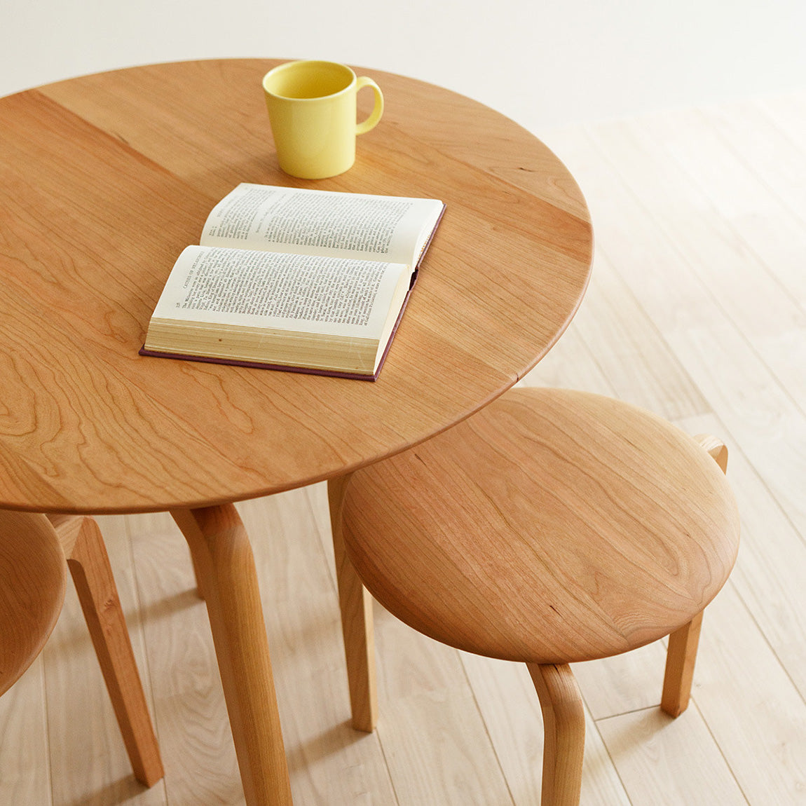 LISCIO STOOL - 3 LEGS