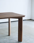 BOARD TABLE ( WALNUT / WHITE ASH )