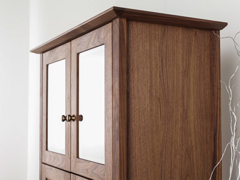 SOLEIL CHEST & FREE BOARD