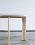 BOARD TABLE (Circle) ( WALNUT / WHITE ASH )