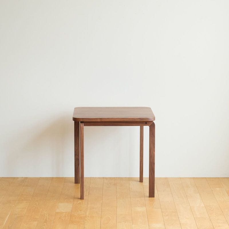 COCCO DINING TABLE (70/126)