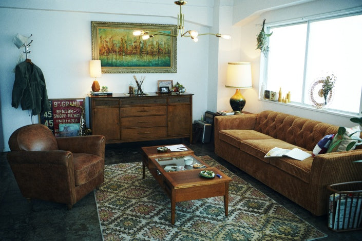 OAKS CLUB CHAIR (CRACK / SMOOTH)