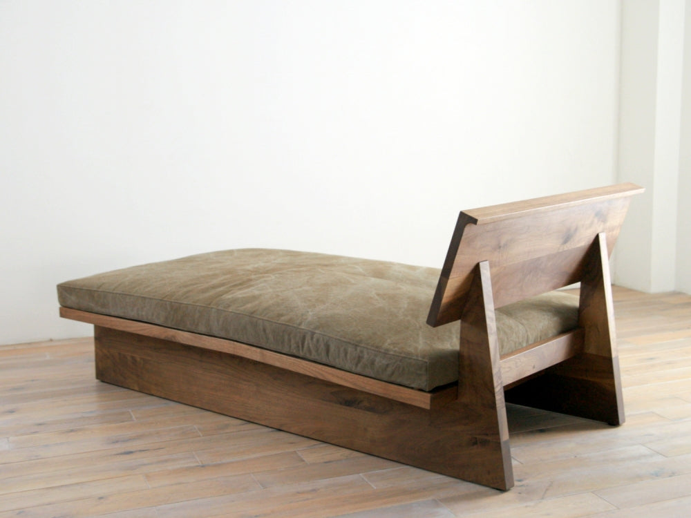 FREX WOOD CHAISE LONGUE 084